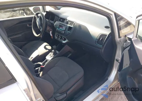 2015 Kia Rio Lx z USA, uszkodzony, nr VIN KNADM4A3XF6442356